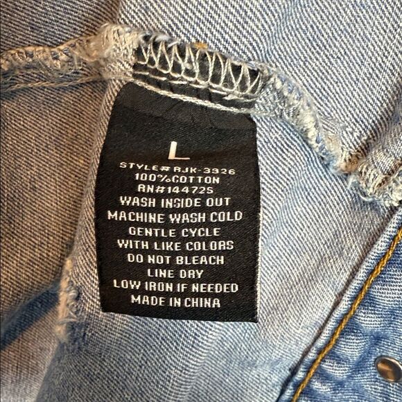 American Bazi Distressed Denim Jacket - Picture 5 of 5